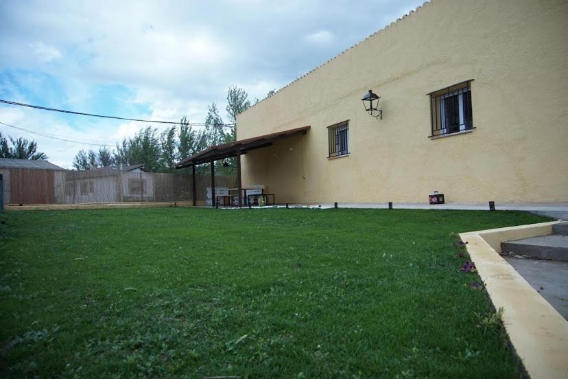 La Casa Del Rio Villa Granja Llumes Ngoại thất bức ảnh